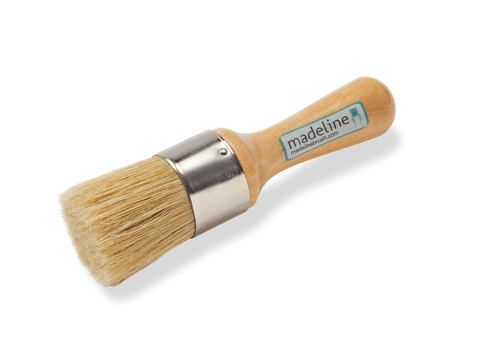 Madeline Medium Wax Brush